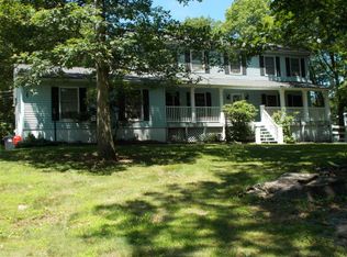 106 Twin Oak Ter, Tannersville, PA 18372