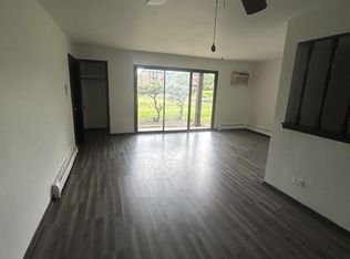 8601 Shagbark Ct APT 1W, Orland Park, IL 60462