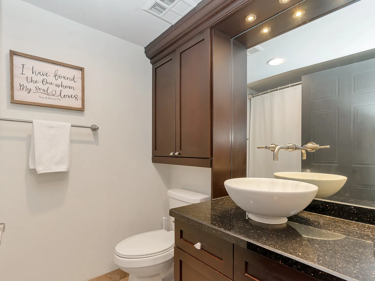 140 Dunlop St E, Barrie, ON L4M 6H1, Canada — Photo 4