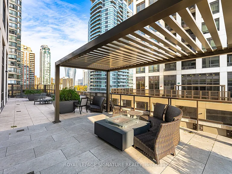 36 Elm Dr W #3701 — Photo 46