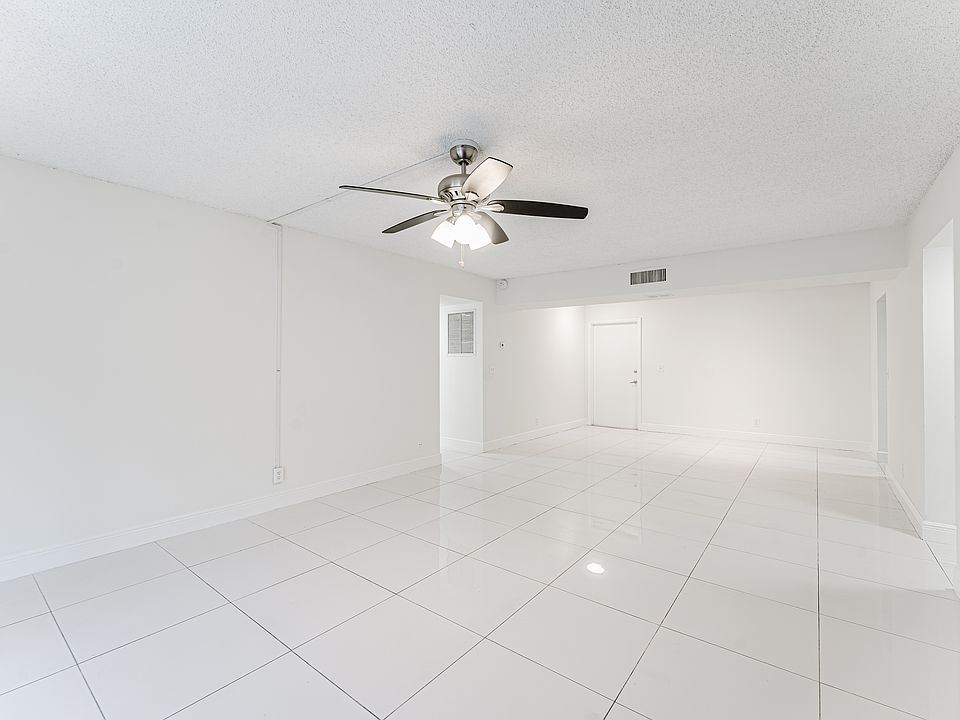 1st image of 606 NW 13th St APT 23
