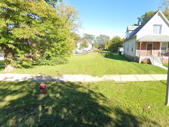 821 S 13th Ave, Maywood, IL 60153