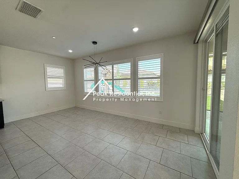 3535 Heron Ct — Photo 12