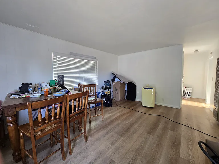 1110 Buena Vista Ave #A — Photo 8