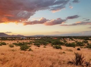 W Eagle Wings Rd, Pearce, AZ 85625