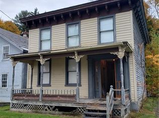 30 Pearl St, Springville, NY 14141