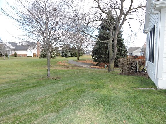 5th image of 39736 Muirfield Ln #88