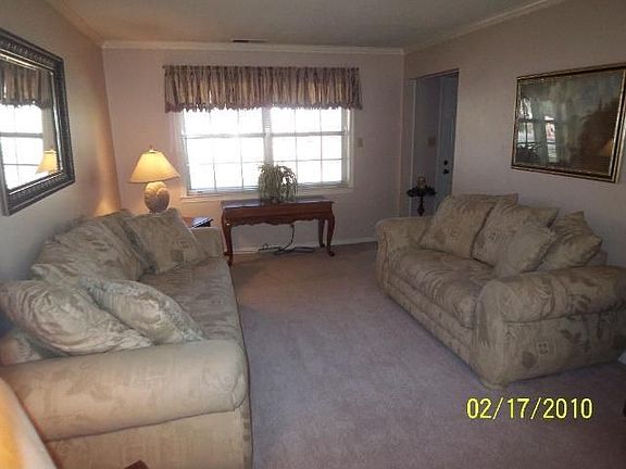 3rd image of 5137 Kingswood Cir