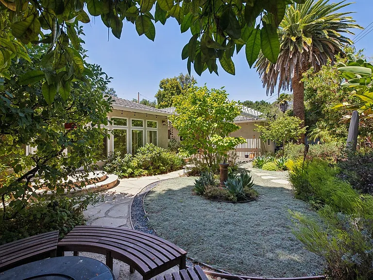 970 Palo Alto Ave — Photo 74