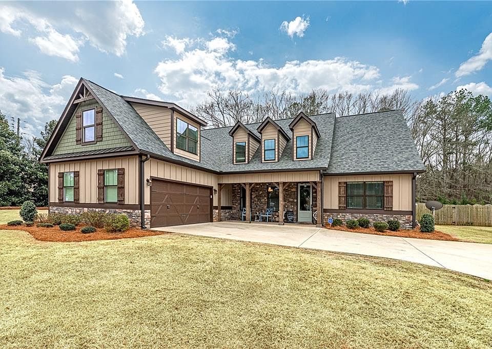 1st image of 101 Cambridge Woods Dr