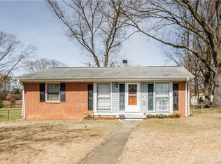 3006 Perlock Rd, North Chesterfield, VA 23237