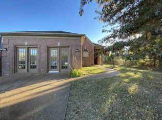 7029 Kings Crown Dr, Memphis, TN 38125