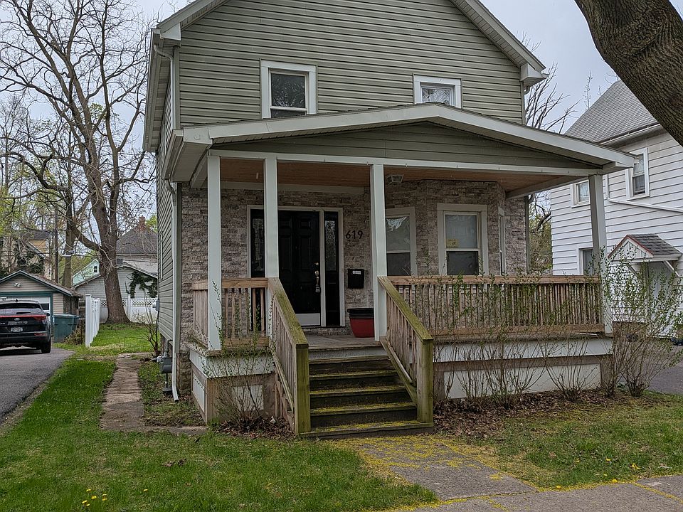 1st image of 619 Sawyer St