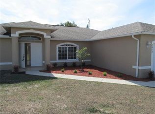 2012 NE 15th Ln, Cape Coral, FL 33909