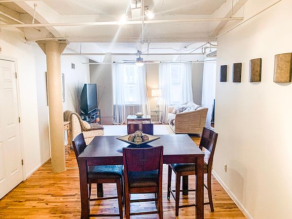 4th image of 335 W 5th St APT 203