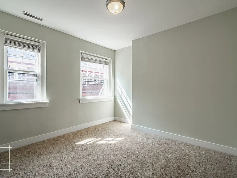 19 W. 1st Ave — Photo 13