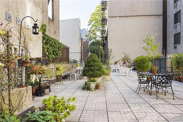 Sold by Owner | media 8