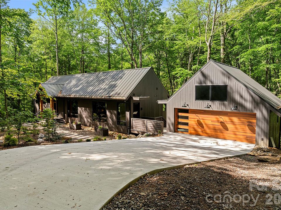 1st image of 80 Hemlock Cir