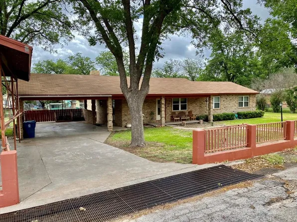 503 Oak St, Ozona, TX 76943