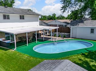 7028 Safari Dr, Dayton, OH 45424