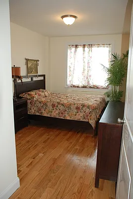 Rented by Develop Realty Co | media 11