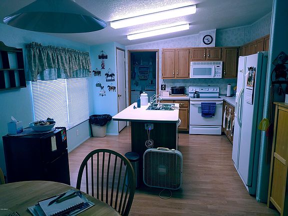 5th image of 49495 W Julie Ln