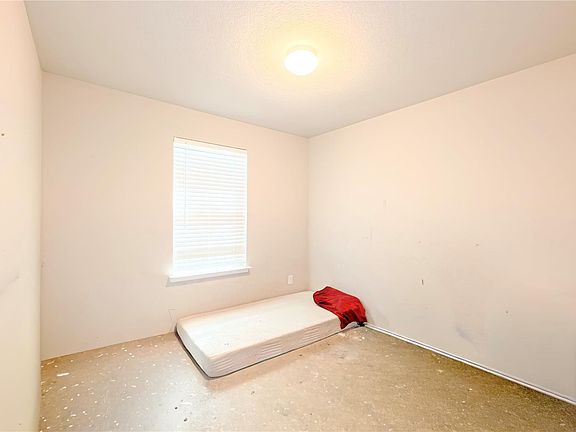 5th image of 8522 Sacred Lotus Ln