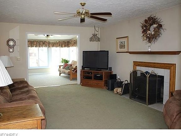 2nd image of 138 Edgewood Dr