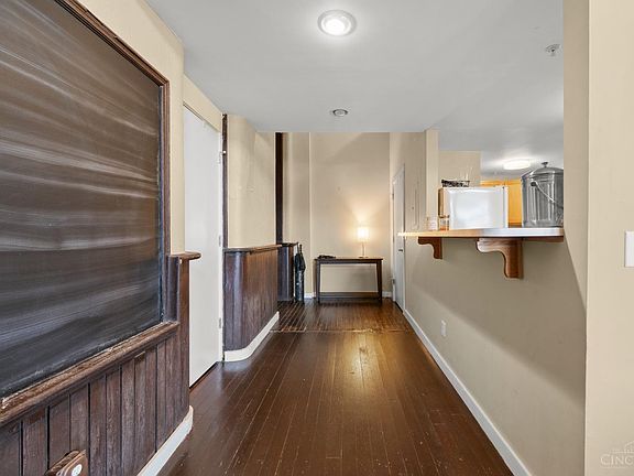 3rd image of 1615 Chase Ave Unit 3E