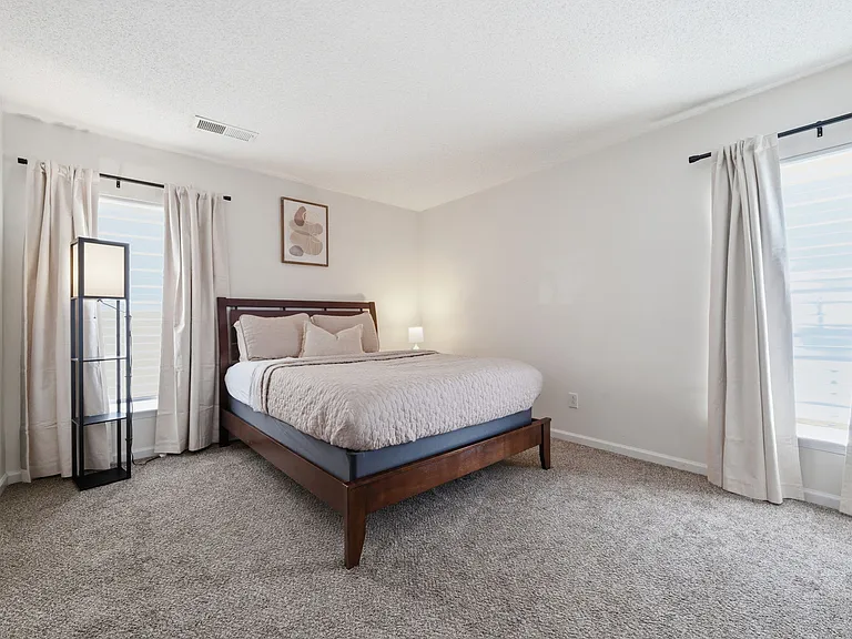 7149 Cobden Ln — Photo 17