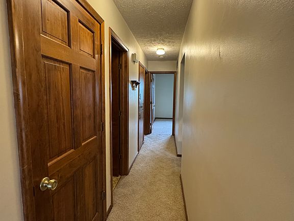 5th image of 435 N Clarmar Ave