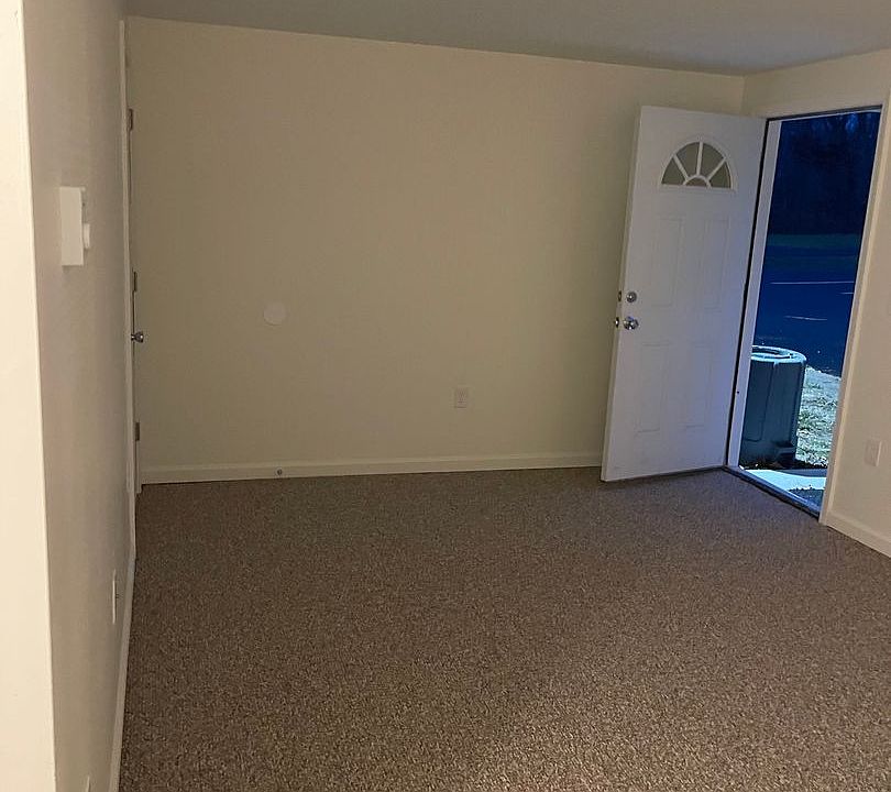 Hubbard Hill Apartments 4143 Hubbard Hill Rd Danielson CT Zillow