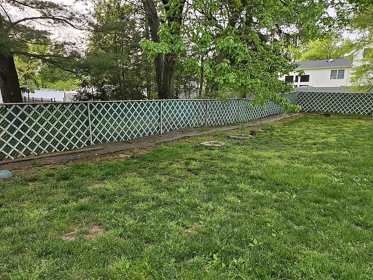 653 Grove Ave — Photo 6