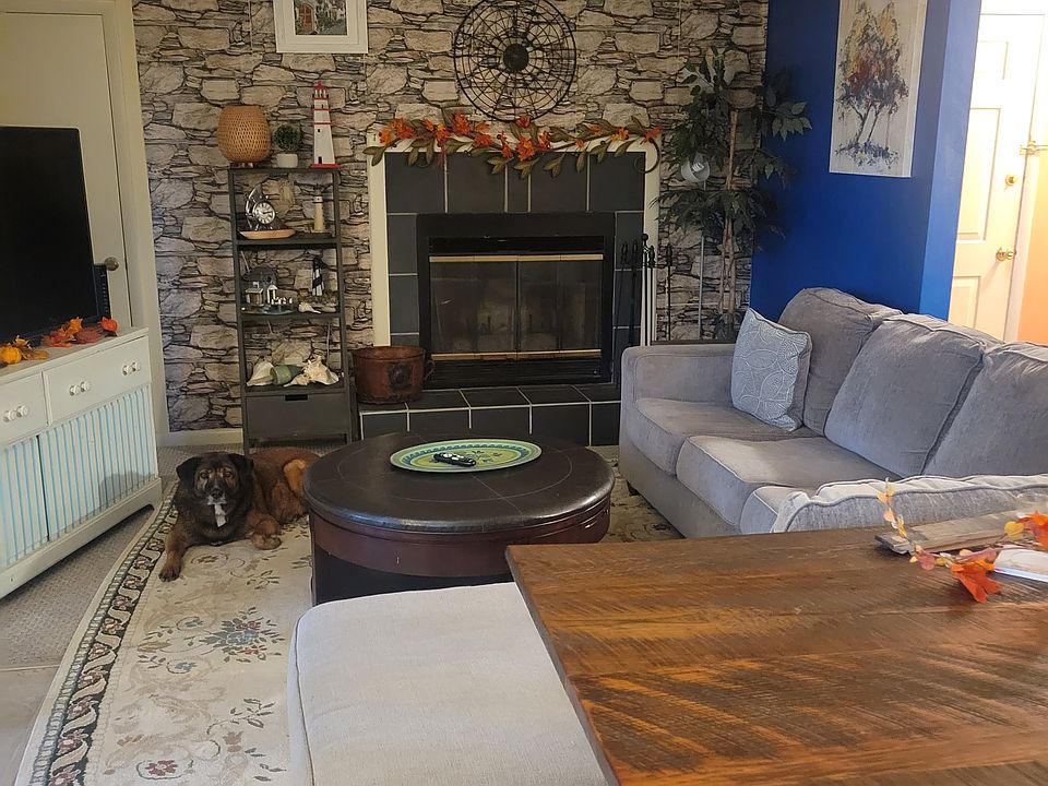 1st image of 309 Norfolk Ave #303