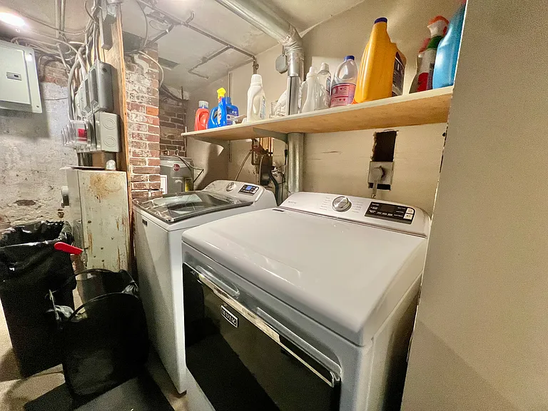 5 Thacher Ct #1 — Photo 9