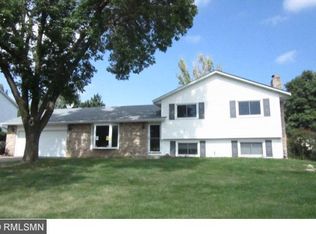 9320 Dartford Rd, Woodbury, MN 55125
