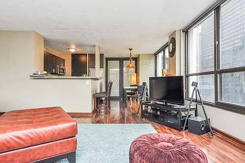 5th image of 405 N Wabash Ave Unit 1203