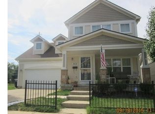 868 Royal Rd, Cleveland, OH 44110