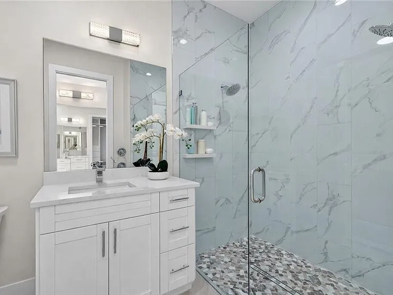 6461 Livingston Woods Ln — Photo 19