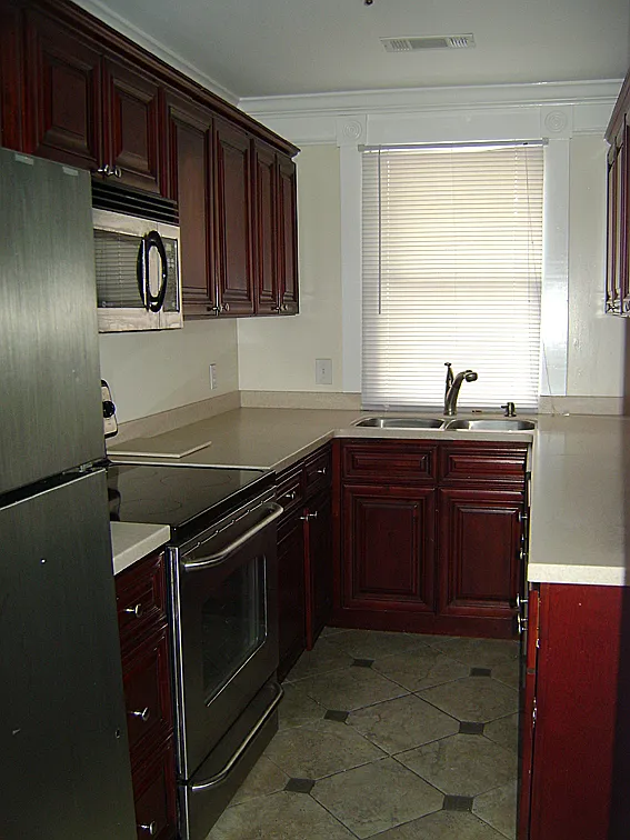 Downtown/Scad Renovated Apartment — Photo 2
