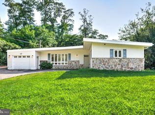 904 S Chester Rd, West Chester, PA 19382