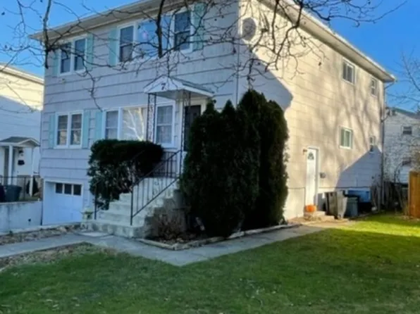 7 Cooper Dr, Boonton Town, NJ 07005