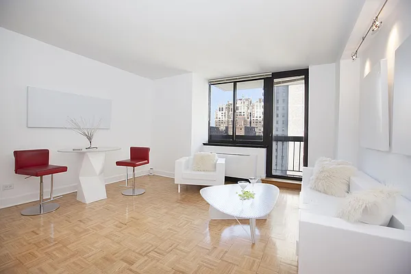 Sold by Pleasant Properties Real Estate LLC | media 2