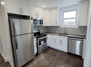 246 Cleveland St FLOOR 3, Brooklyn, NY 11208