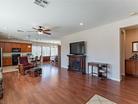 5th image of 3625 Rocklin Peak Ave