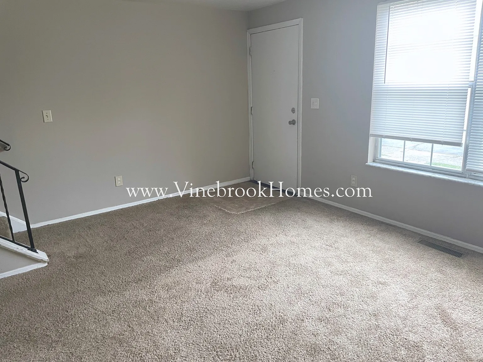 8259 Mount Carmel — Photo 3