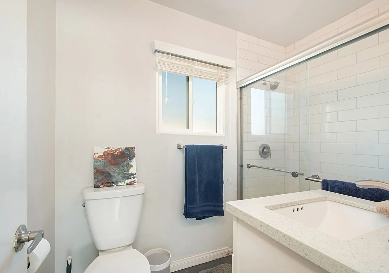 Cozy PB Studio Near Mission Bay Available Now — Photo 3