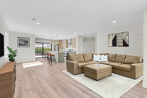 5215 Selmaraine Dr Photo 1