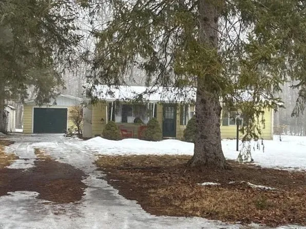 1151 N Montana Rd, Barton City, MI 48705