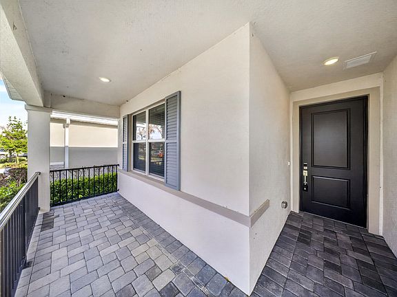 4th image of 6632 NW Cloverdale Avenue